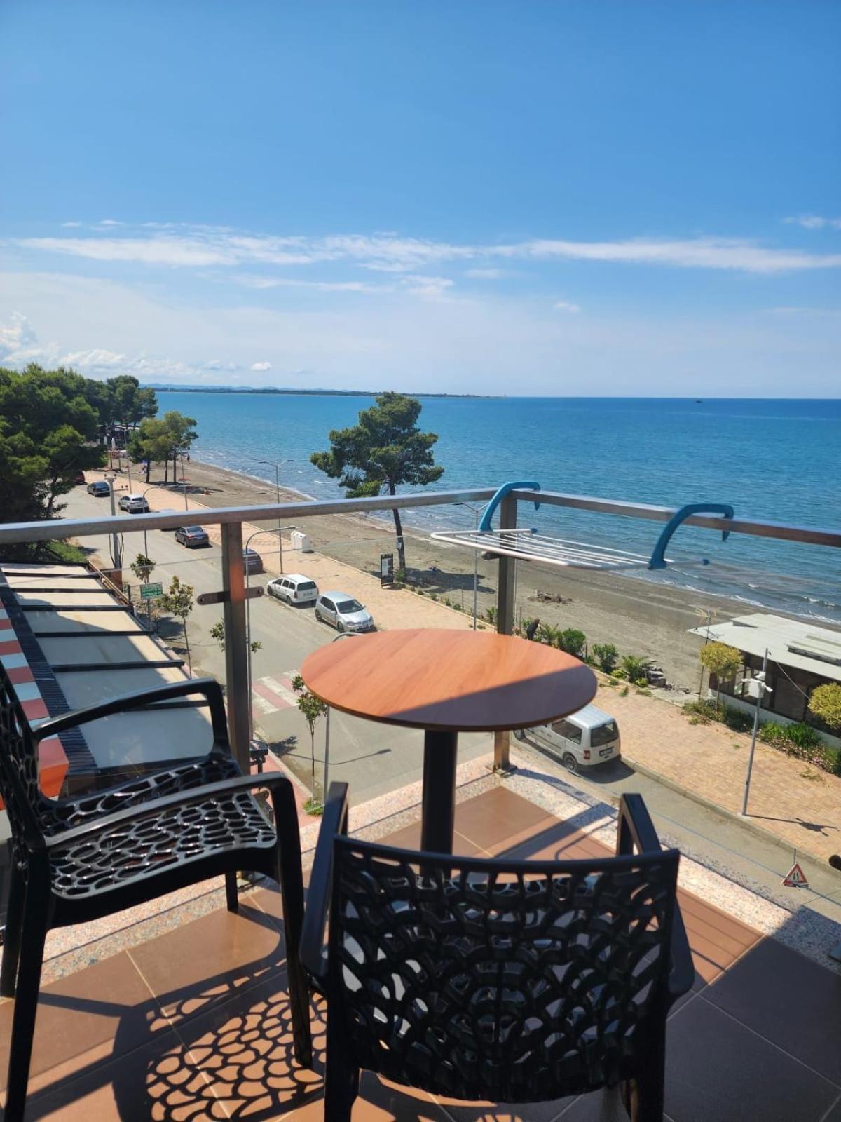 Season At Sea Appartement